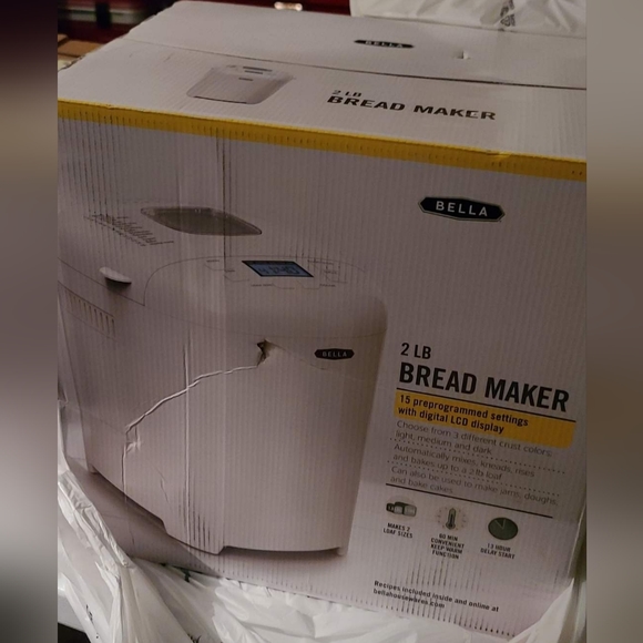 Other - Bella 2LB Bread Maker